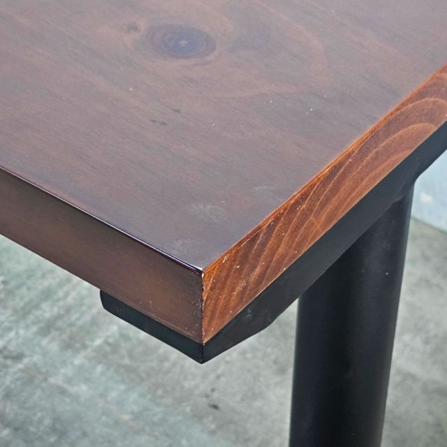 Bàn làm việc 160x70cm gỗ thông hệ TIO HBTO051