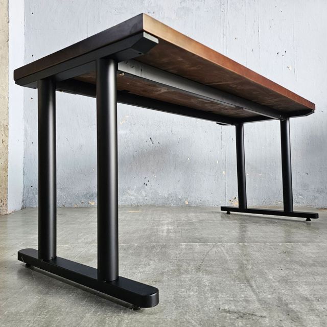 Bàn làm việc 160x70cm gỗ thông hệ TIO HBTO051