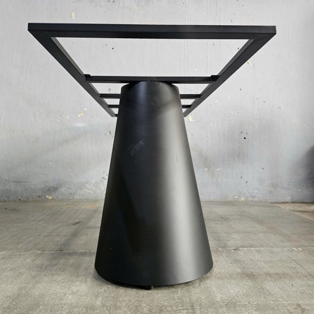 Chân bàn ăn cố định 160x60cm khung sắt CHB68106