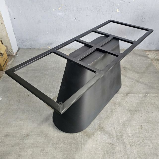 Chân bàn ăn cố định 160x60cm khung sắt CHB68106