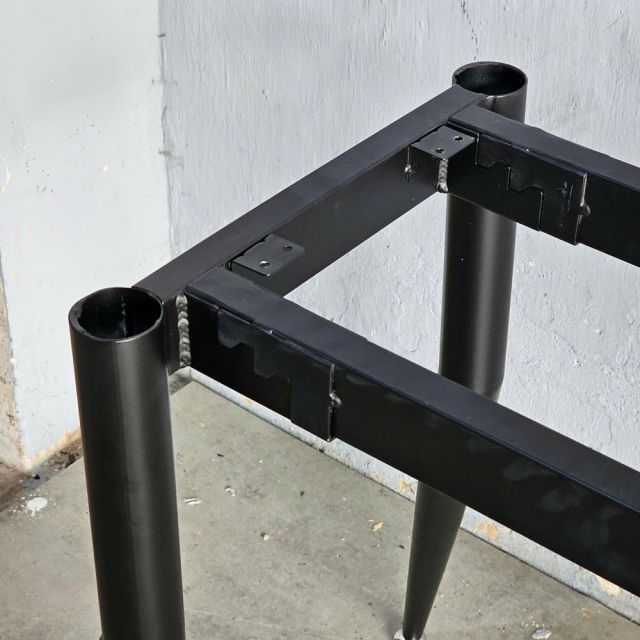 Chân sắt lắp ráp cho bàn 140x60cm sơn tĩnh điện CHB68099