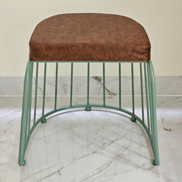 Ghê trang điểm bọc da khung chân sắt GTD016