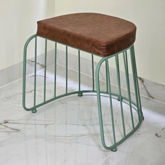 Ghê trang điểm bọc da khung chân sắt GTD016