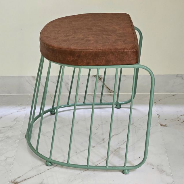 Ghê trang điểm bọc da khung chân sắt GTD016