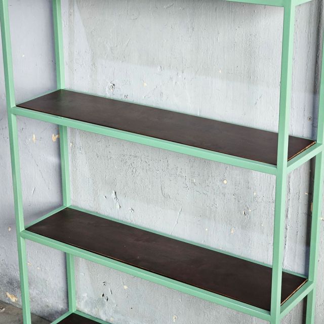 Kệ trang trí 93x25x220cm gỗ cao su KTT68060