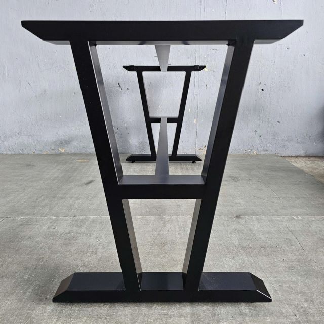 Chân sắt cố định 160x60cm sơn tĩnh điện CHB68101