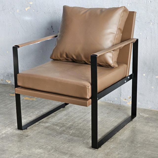 Ghế sofa đơn khung sắt nệm bọc da Si GSD68115