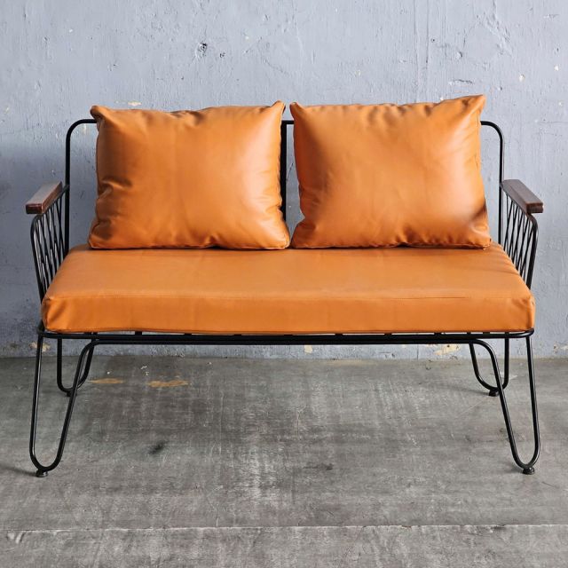 Ghế sofa băng 2 chỗ ngồi nệm simili khung sắt SFB68062