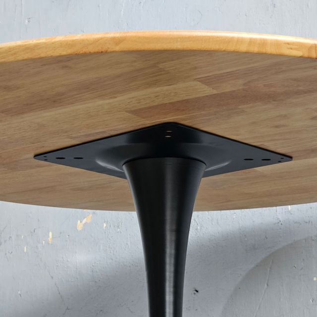 Bàn ăn tròn 100x100cm gỗ cao su chân Tulip BA68307