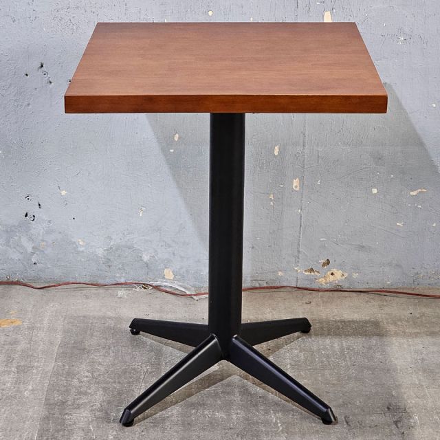 Bàn cafe vuông 60x60cm ghép mặt gỗ cao su CFD68288