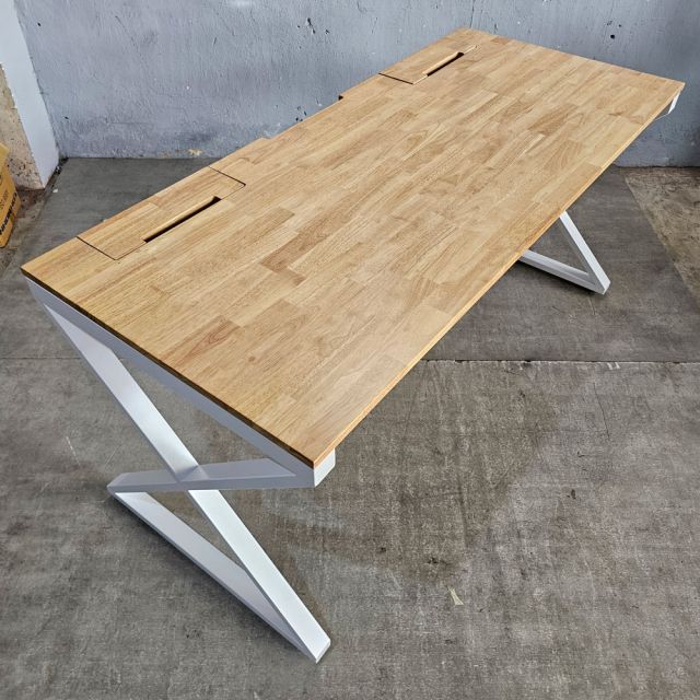 Bàn có hộp điện 160x70cm gỗ cao su XConcept ZD037