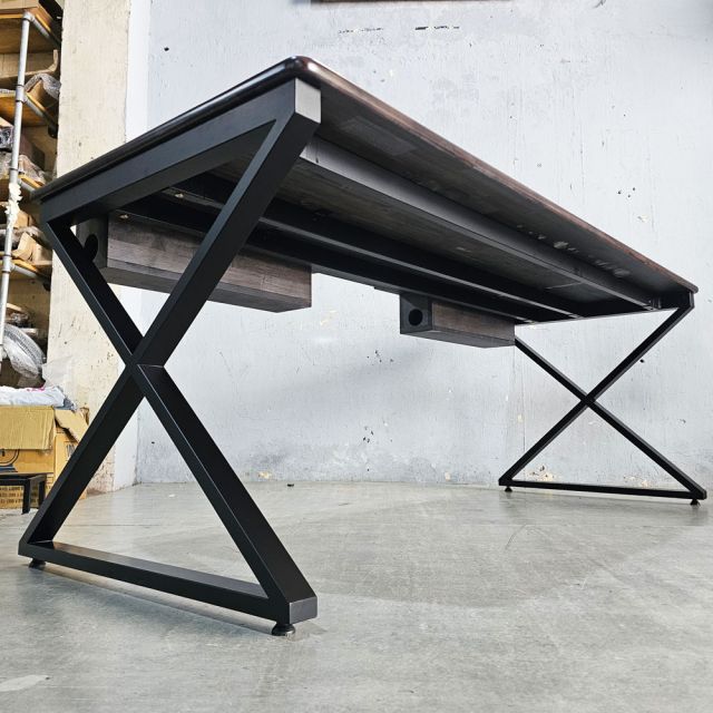 Bàn có hộp điện 200x80cm gỗ tràm chân chữ X ZD036