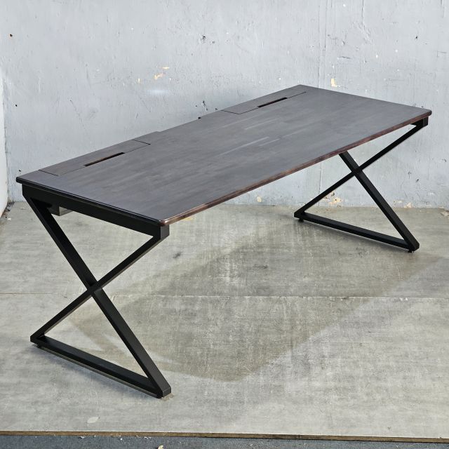 Bàn có hộp điện 200x80cm gỗ tràm chân chữ X ZD036