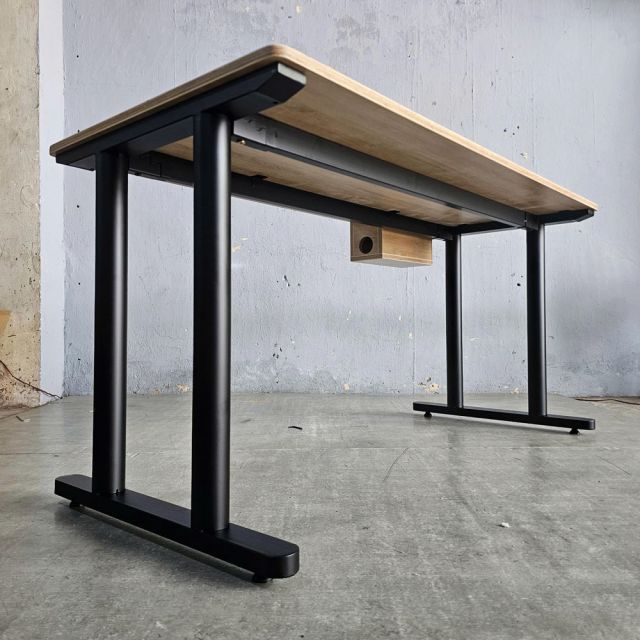 Bàn làm việc 150x70cm gỗ plywood hệ TIO HBTO047