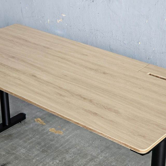 Bàn làm việc 150x70cm gỗ plywood hệ TIO HBTO047