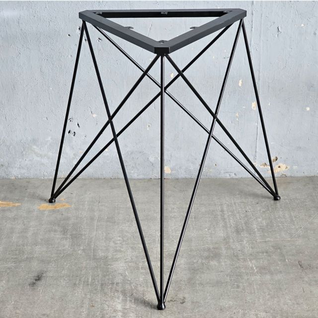 Chân bàn sắt sơn tĩnh điện CHB68108