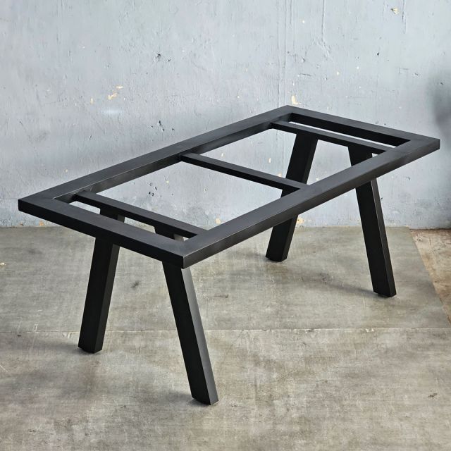 Chân bàn sắt sơn tĩnh điện CHB68107