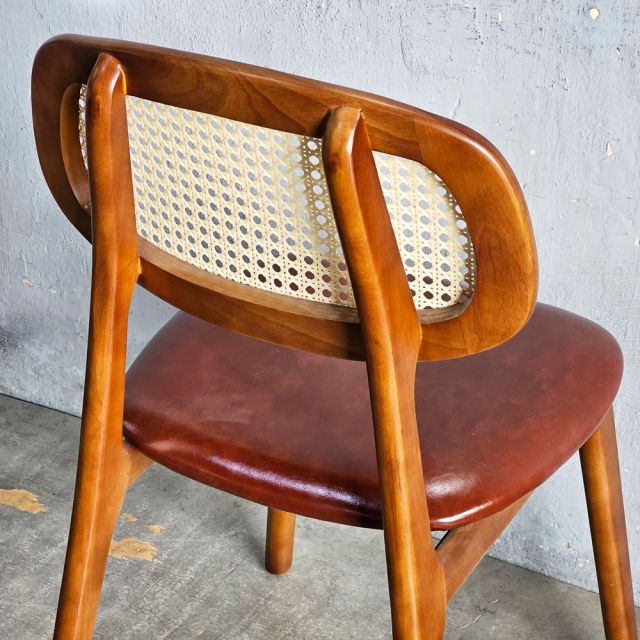 Ghế SECCO gỗ cao su lưng lưới mắt cáo GCF217