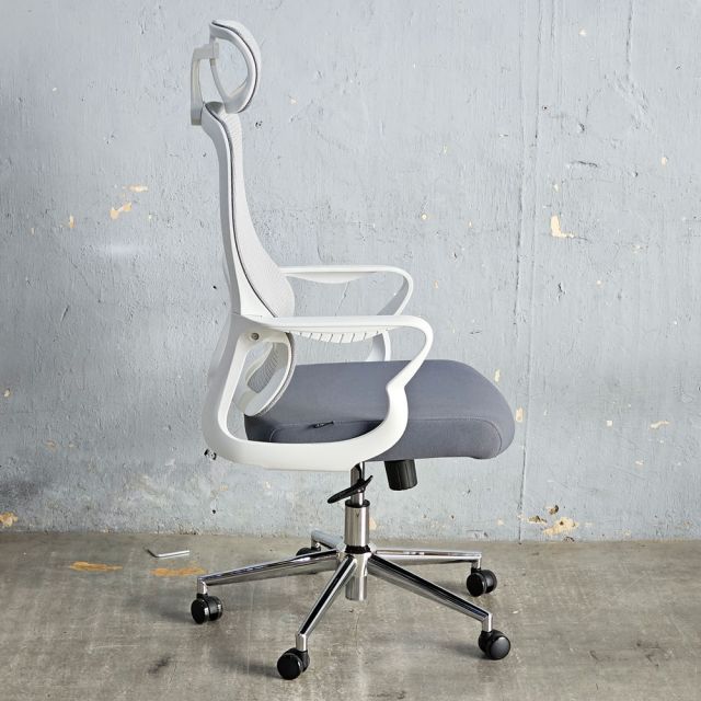 Ghế xoay văn phòng lưng lưới có tựa đầu GAK825