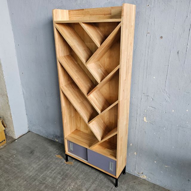 Kệ trang trí hình cây 70x22x170cm gỗ cao su KTT68064