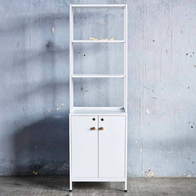 Kệ trang trí có tủ 56x40x180cm gỗ cao su KTT68063