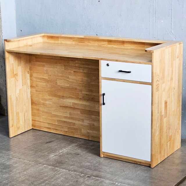 Quầy tính tiền 160x60x100cm gỗ cao su BLT68030