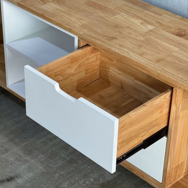 Kệ tivi HAPI 180x39cm gỗ cao su KTV68133