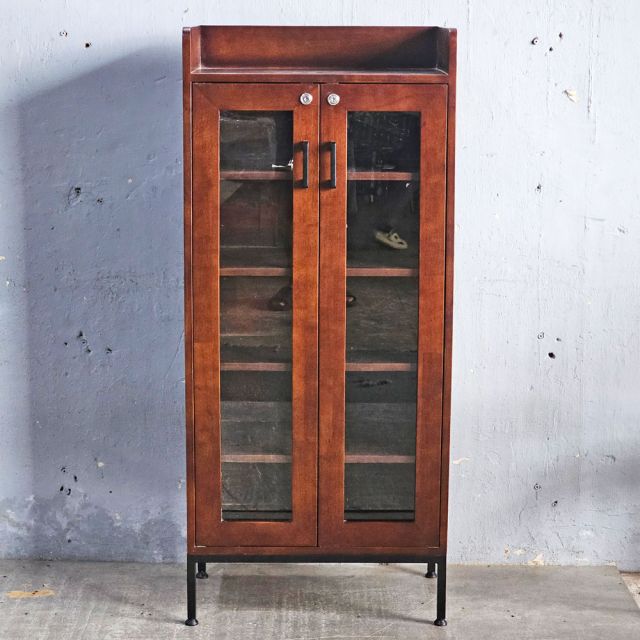 Tủ trang trí cửa kính 60x35x135cm gỗ cao su KTB68248