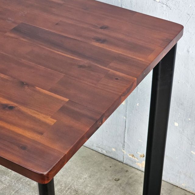 Bàn làm việc 120x60cm gỗ tràm chân sắt lắp ráp hệ Oval HBOV049