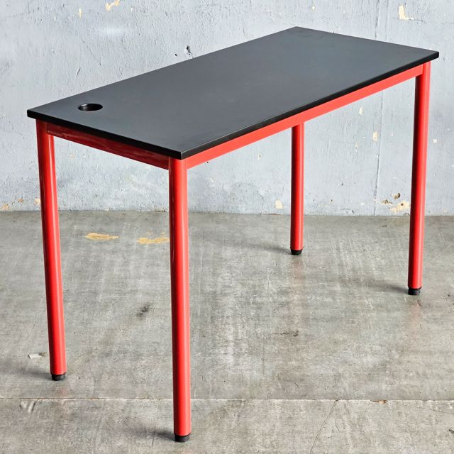 Bàn làm việc 110x50cm gỗ cao su hệ OMA HBOM017