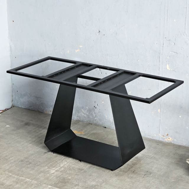 Chân bàn sắt 140x60cm sơn tĩnh điện CHB68109