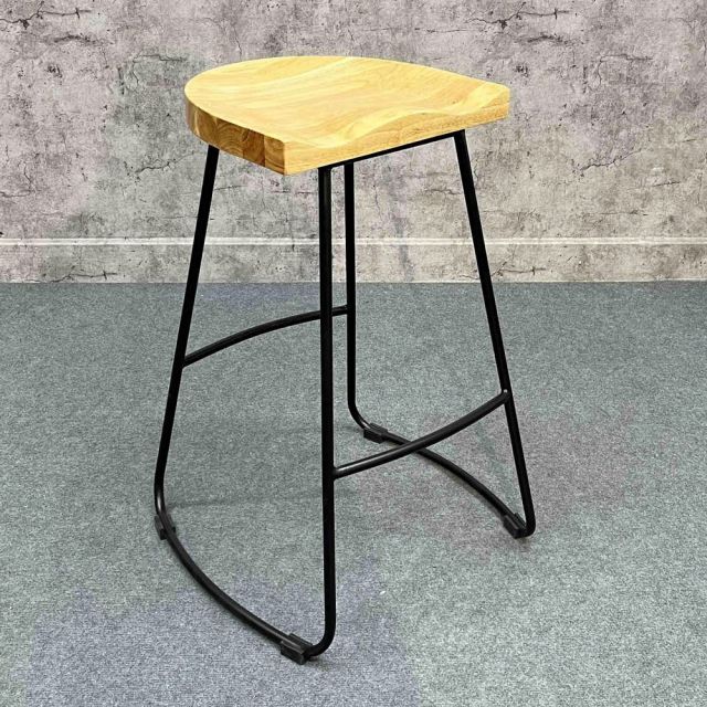 Ghế bar mặt gỗ chân sắt GBSK036