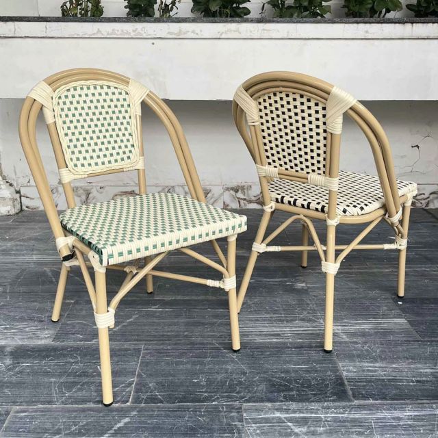 Ghế sắt đan mây nhựa không tay tựa GSK052