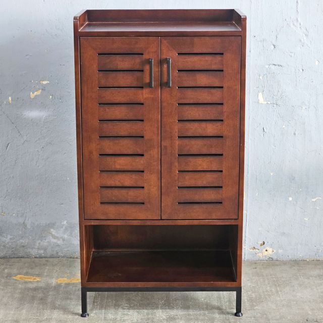 Tủ để giày 2 cánh 60x35x112cm gỗ cao su chân sắt KTB68141