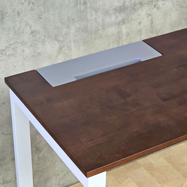 Bàn có hộp điện 140x50cm gỗ cao su ZD041