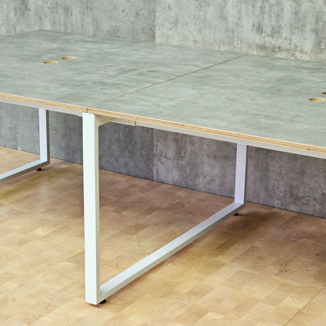 chân sắt lắp ráp cho bàn cụm 4 người ngồi