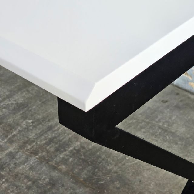 Bàn Gaming 180x80cm gỗ tràm chân chữ X GD68117