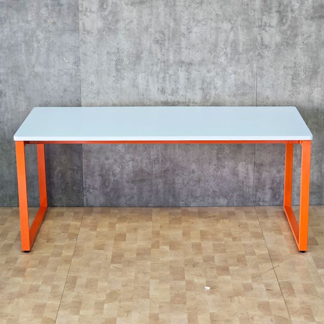 Bàn làm việc 180x80cm gỗ tràm chân sắt hệ Rectang HBRT136