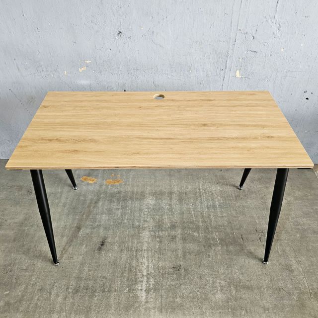 Bàn làm việc 120x60cm gỗ Plywood phủ melamin chân sắt CONE HBCO032