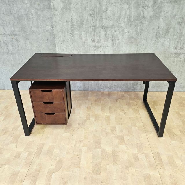 Bàn làm việc có tủ 160x80cm gỗ cao su HBRT131