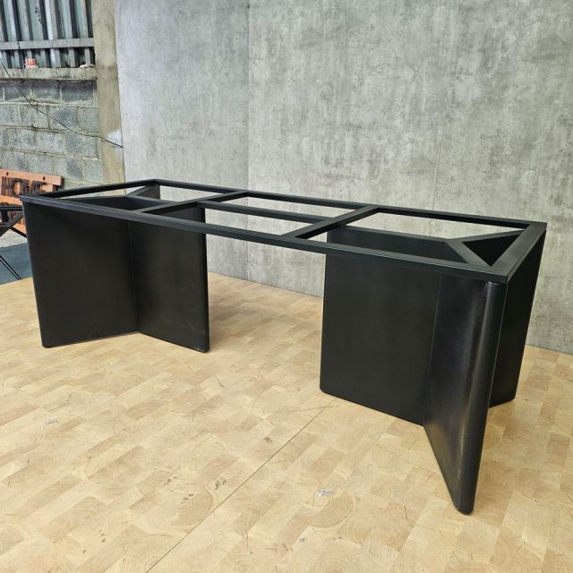 Chân sắt cho bàn ăn 200x80cm sơn tĩnh điện CHB68111