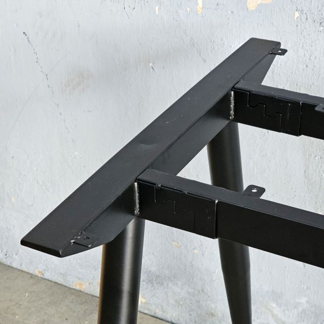 Chân bàn sắt hệ CONE Concept 120x60 lắp ráp HCCO002