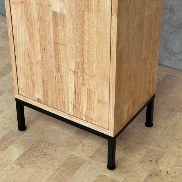 Kệ góc tường kết hợp tủ 40x29x180cm gỗ cao su chân sắt KGT680577