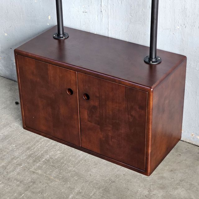 Kệ ống nước áp tường gỗ cao su PPF021