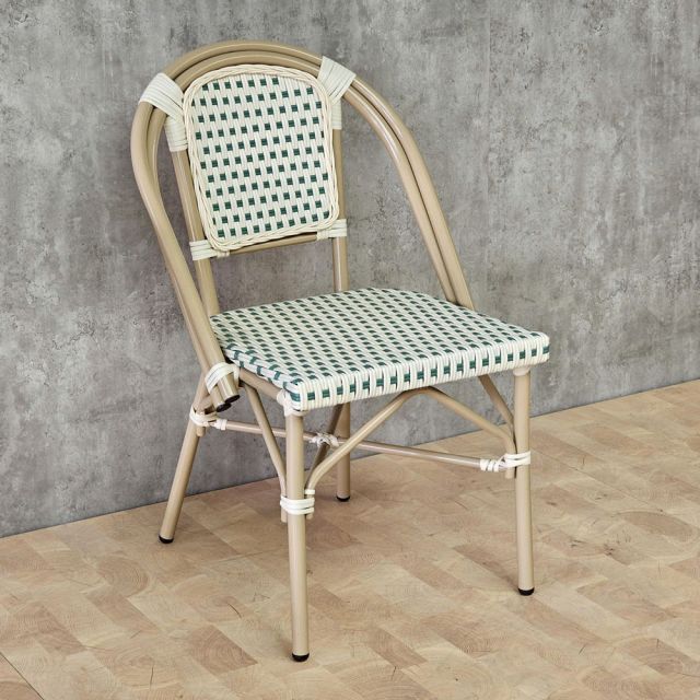 Ghế sắt đan mây nhựa không tay tựa GSK052