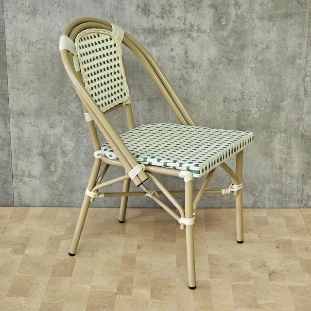 Ghế sắt đan mây nhựa không tay tựa GSK052