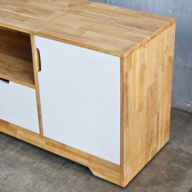 Tủ TV phòng khách 170x40x60cm gỗ cao su KTV68138