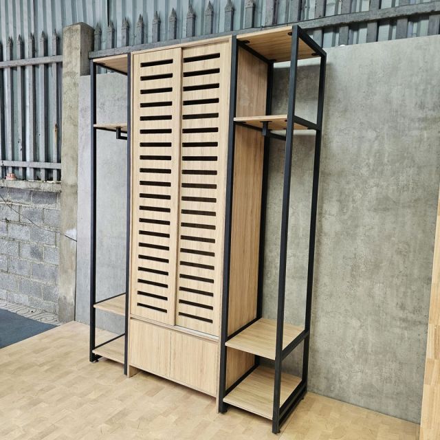 Tủ kệ quần áo 160x55x235cm gỗ plywood khung sắt TQA68093