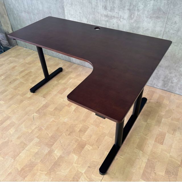 Bàn góc chữ L liền mặt bàn gỗ cao su chân sắt hệ TIO TK103