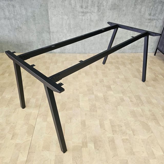 Chân bàn sắt 160x80cm lắp ráp hệ PLY HCPL007